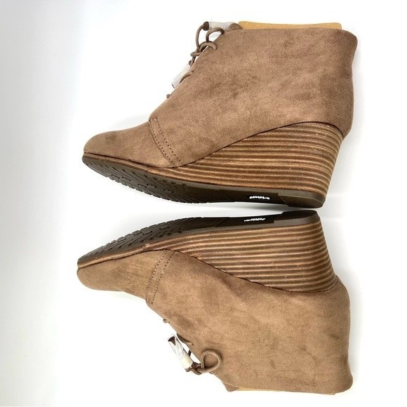 Dr Scholls Womens Size 10 Brown Microsuede Tasseled Wedge Ankle Boots Booties - Picture 8 of 15